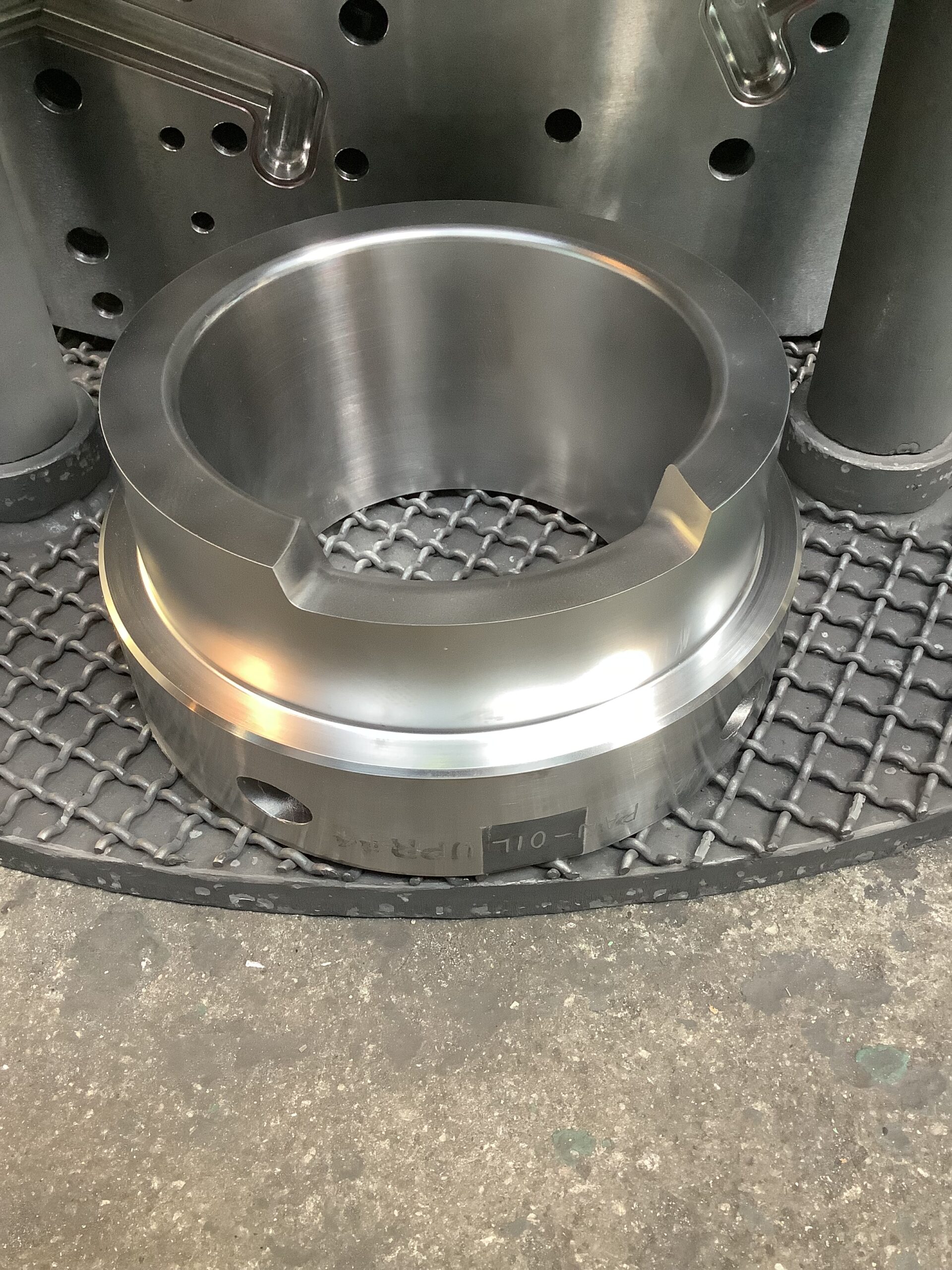 スプールブッシュ